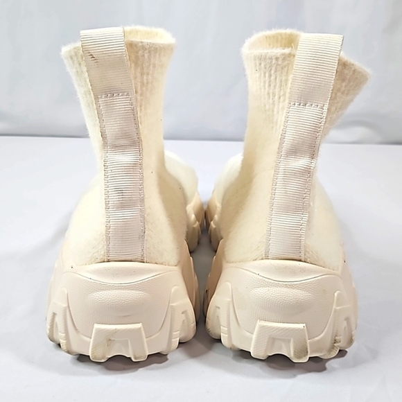 Cream Knit Slip On Sock Sneakers Size 40 - Picture 5 of 7